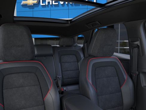 New 2025 Chevrolet Blazer EV RS image 11