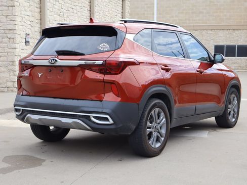 Used 2021 Kia Seltos S FWD image 3
