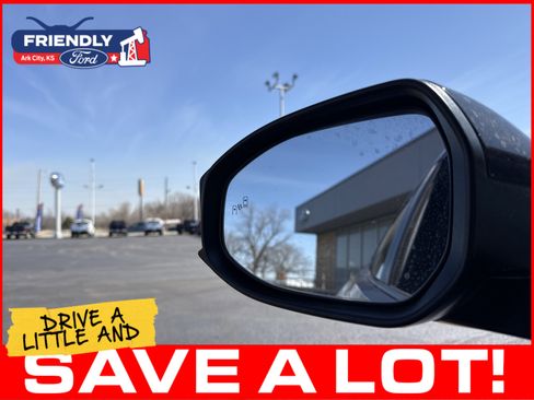Used 2024 Toyota Prius LE FWD image 28
