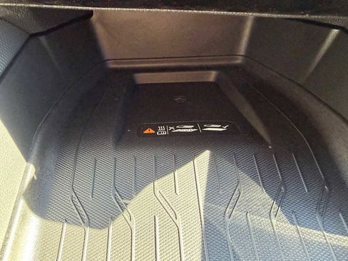 New 2026 Chevrolet Equinox EV LT image 35