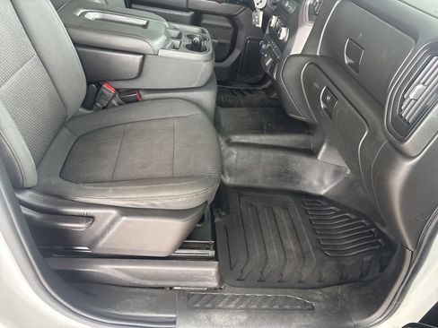 Used 2020 GMC Sierra 3500 4x4 Crew Cab w/ Fleet Convenience Package image 28