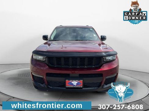 Used 2023 Jeep Grand Cherokee L Limited w/ Black Appearance Package AWD/4WD image 8