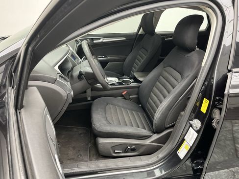 Used 2013 Ford Fusion SE image 9