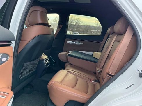 New 2026 Genesis GV70 2.5T Advanced AWD/4WD image 7