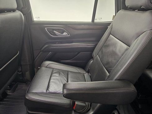 Used 2022 Chevrolet Tahoe LT w/ LT Signature Package image 34