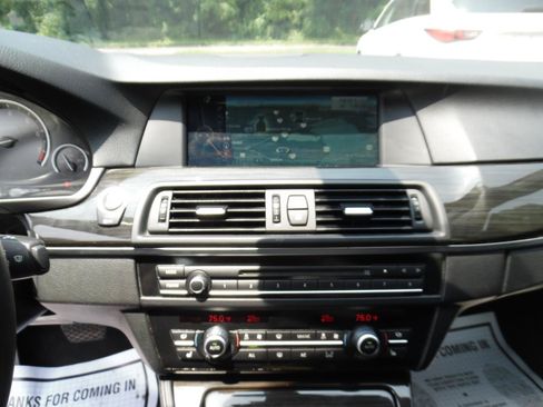 Used 2013 BMW 528i xDrive Sedan AWD/4WD image 15