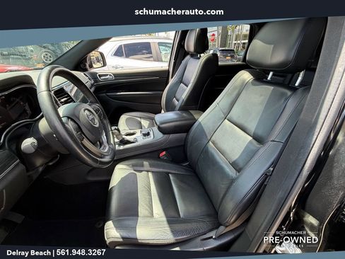 Used 2020 Jeep Grand Cherokee Limited w/ Premium Lighting Group AWD/4WD image 9