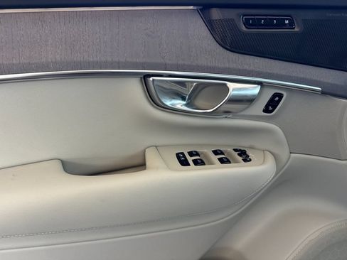 New 2026 Volvo XC90 T8 Ultra w/ Lounge Package AWD/4WD image 10