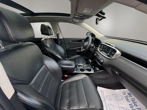 Used 2017 Kia Sorento SX FWD image 17