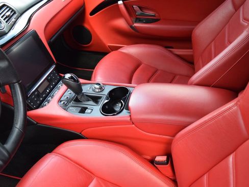 Used 2019 Maserati GranTurismo Sport RWD image 37