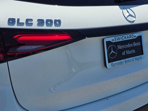 Used 2026 Mercedes-Benz GLC 300 4MATIC image 13