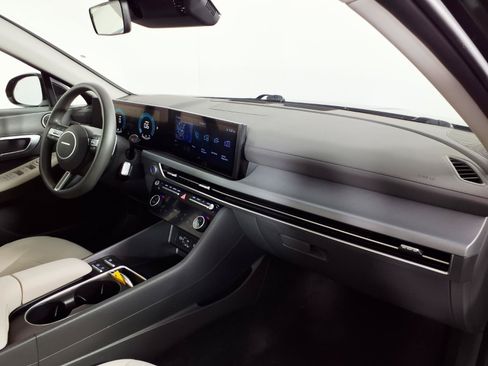 Certified 2024 Hyundai Sonata SEL FWD image 9