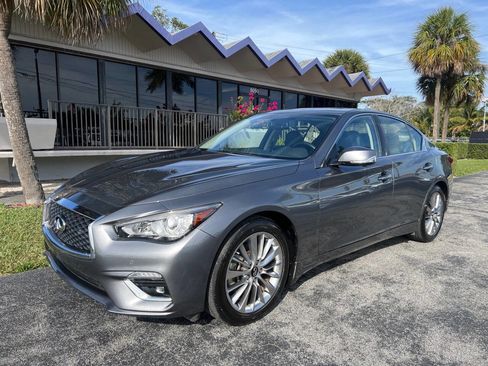 Used 2022 INFINITI Q50 Luxe image 2