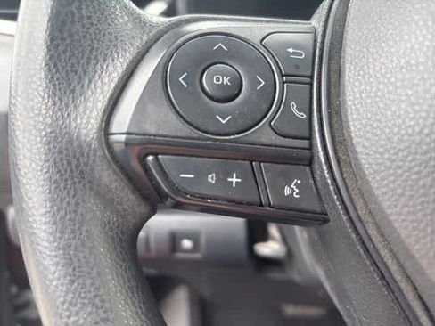 Used 2023 Toyota Corolla LE image 11