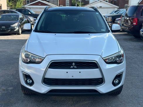 Used 2013 Mitsubishi Outlander Sport SE AWD/4WD image 2