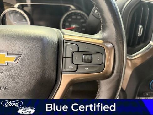 Used 2022 Chevrolet Silverado 2500 High Country w/ Z71 Off-Road Package image 12