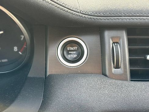 Used 2018 Land Rover Range Rover Evoque SE AWD/4WD image 20