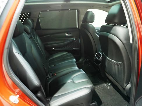 Used 2019 Hyundai Santa Fe AWD image 16