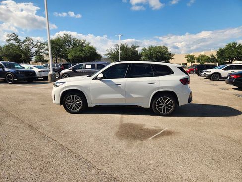 Used 2023 BMW X1 xDrive28i w/ M Sport Package AWD/4WD image 4