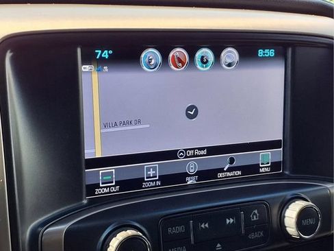 Used 2018 GMC Sierra 2500 Denali w/ Duramax Plus Package AWD/4WD image 7