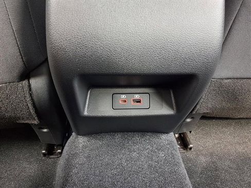 Used 2025 Nissan Altima 2.5 SV image 25