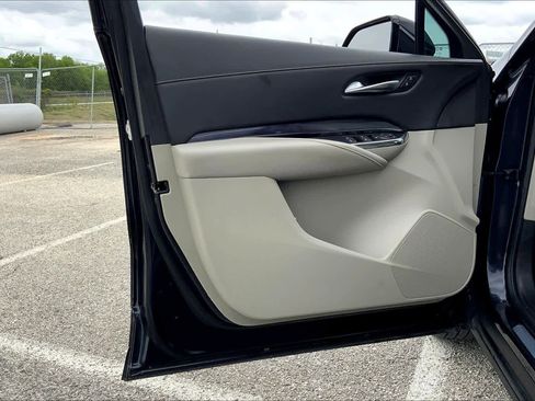 Used 2023 Cadillac XT4 Luxury w/ Cold Weather Package image 41