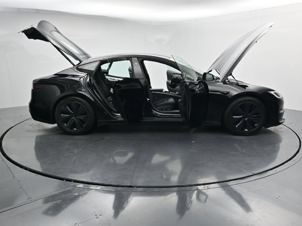 Used 2022 Tesla Model S AWD/4WD image 42