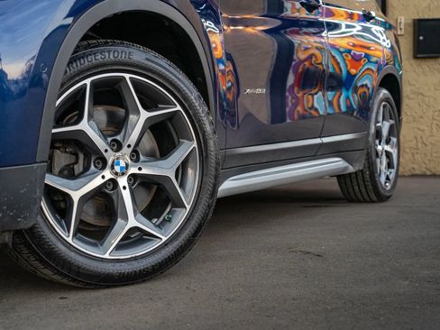 Used 2017 BMW X1 xDrive28i AWD/4WD image 5