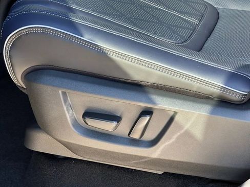 New 2026 INFINITI QX80 4WD w/ Sport Exterior Package image 30