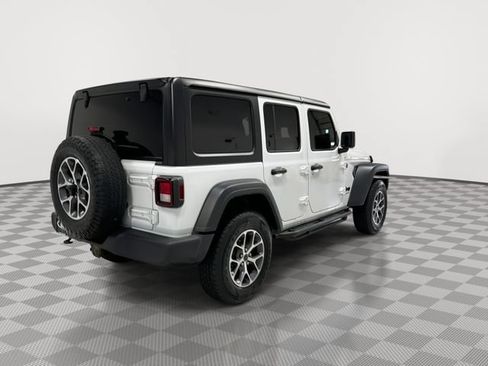 Used 2024 Jeep Wrangler Unlimited Sport AWD/4WD image 10