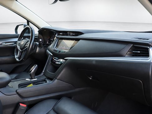 Used 2019 Cadillac XT5 Premium Luxury FWD image 23
