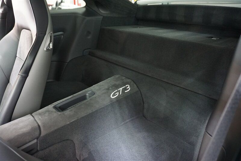 Used 2015 Porsche 911 GT3 RWD image 12