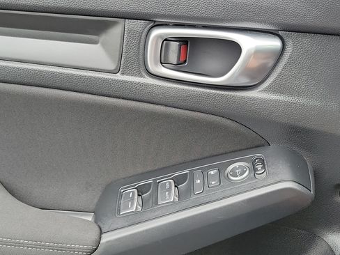 Used 2024 Honda Civic Sport image 13