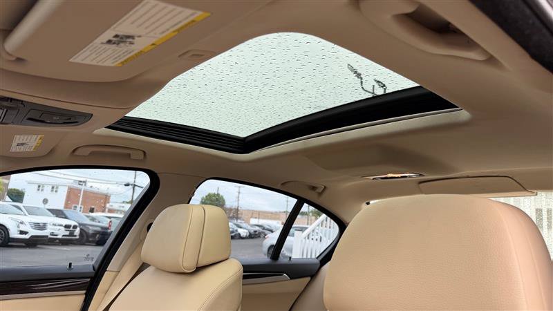 Used 2011 BMW 535i Sedan RWD image 24
