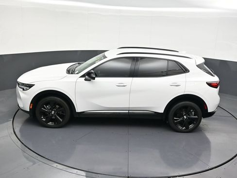 Used 2022 Buick Envision Preferred w/ Sport Touring Package image 16