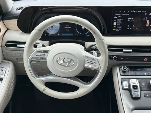 Used 2023 Hyundai Palisade Limited w/ Winter Package FWD image 23