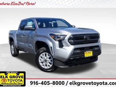 New 2025 Toyota Tacoma SR5
