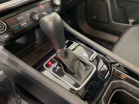 Used 2022 Jeep Compass Limited w/ (RED) Package image 23