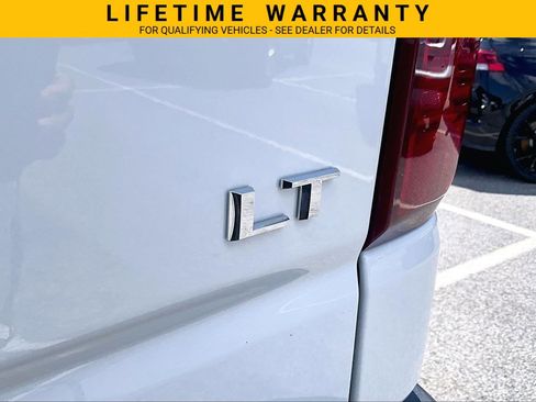 Used 2024 Chevrolet Silverado 1500 LT AWD/4WD image 8