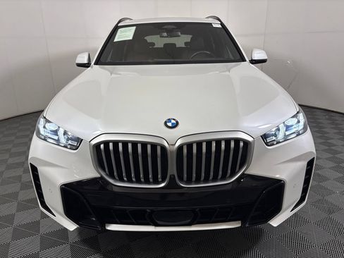 Certified 2026 BMW X5 sDrive40i w/ M Sport Package RWD image 3