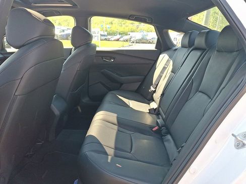 Used 2023 Honda Accord Sport image 11