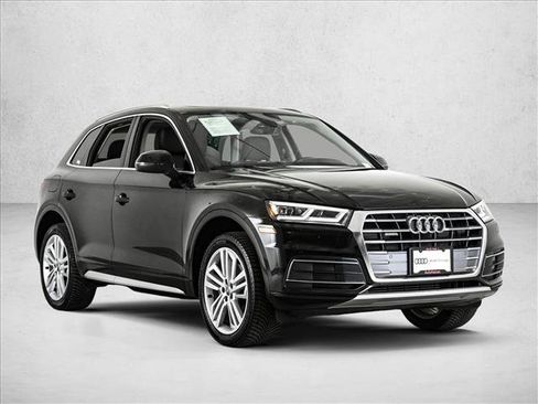 Used 2019 Audi Q5 2.0T Premium Plus image 3