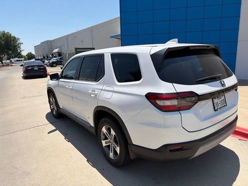 Used 2023 Honda Pilot EX-L image 8