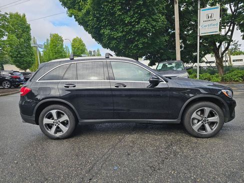 Used 2019 Mercedes-Benz GLC 300 4MATIC image 8