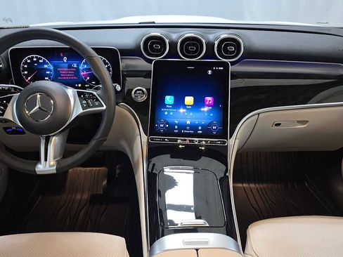 Used 2026 Mercedes-Benz GLC 300 4MATIC image 18