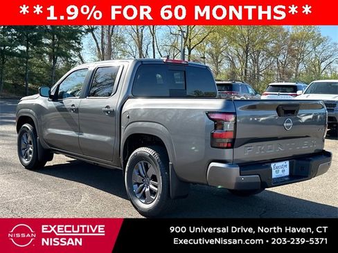 New 2025 Nissan Frontier SV image 4