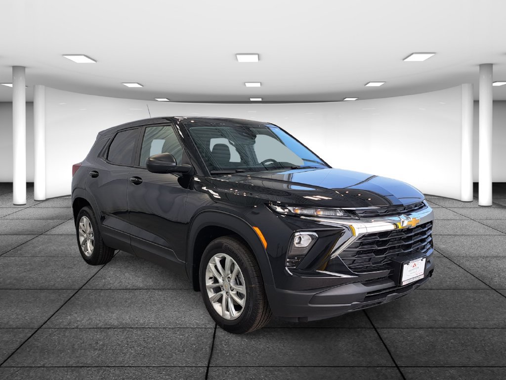 New 2026 Chevrolet TrailBlazer LS w/ LS Convenience Package FWD image 3