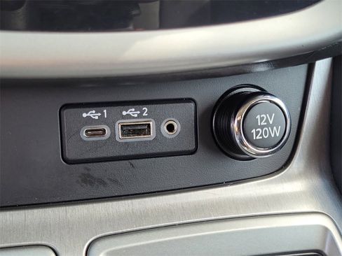 Used 2022 Nissan Murano S image 12