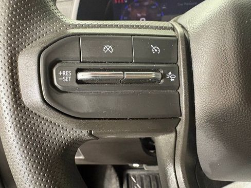 Used 2025 Chevrolet Colorado W/T w/ Advanced Trailering Package image 29