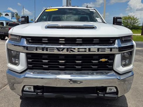 Used 2021 Chevrolet Silverado 2500 LT w/ Convenience Package RWD image 2